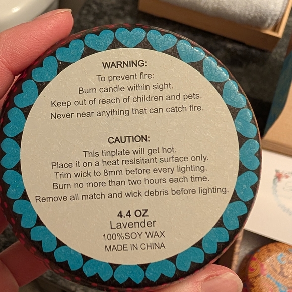 Colorful Decorative Candle Set - Picture 4 of 5